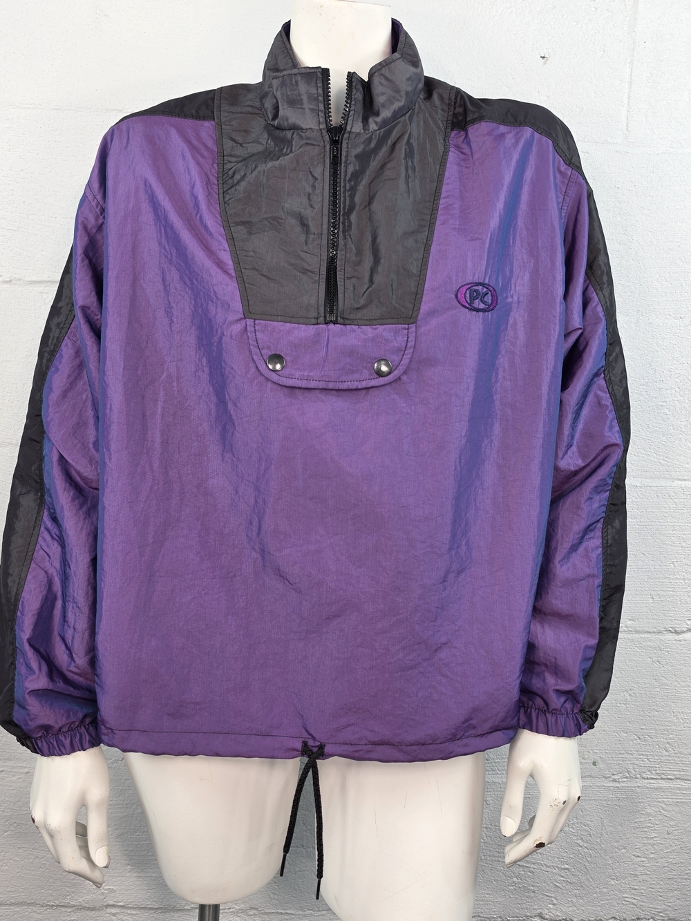 T.R.E.N.D.S Vintage 90's Women's Pullover Windbreaker